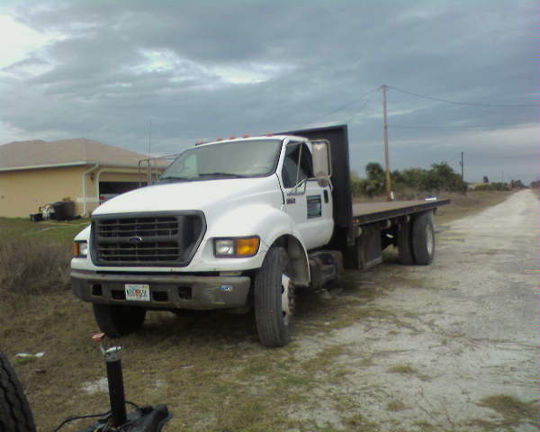 2000 Ford F750